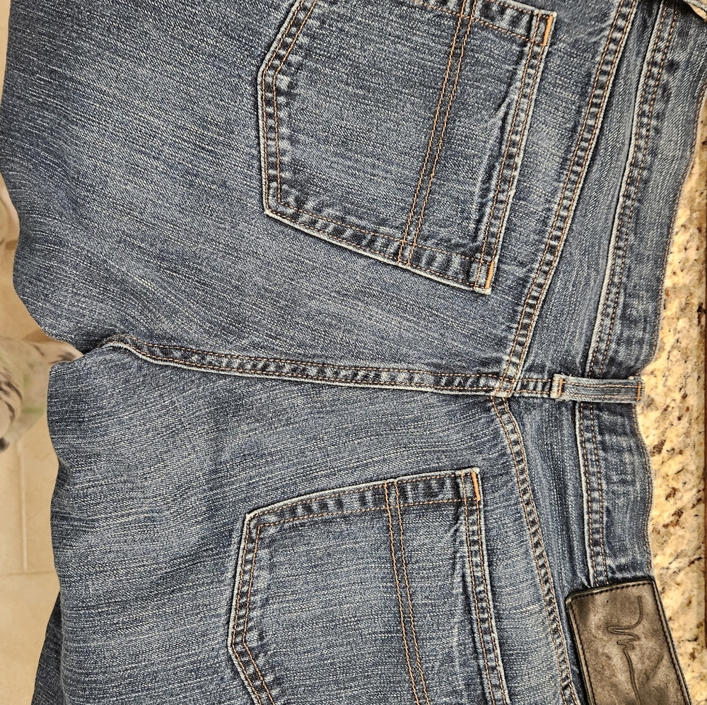 Womans blue jeans